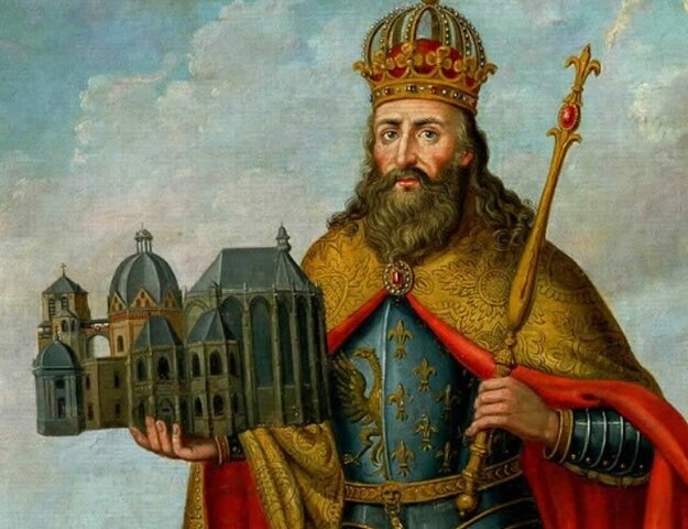 Carlomagno asciende al trono