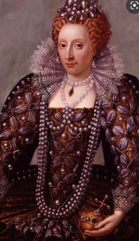 ELIZABETH I REIGNS