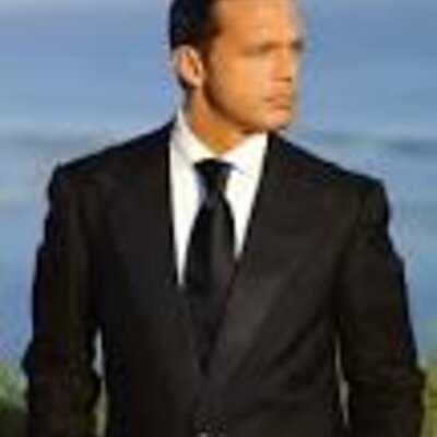 Timeline: Luis Miguel