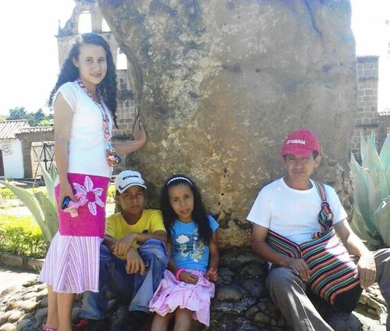 CONOCI A MIS ABUELOS