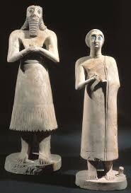 Statues of votive figures
