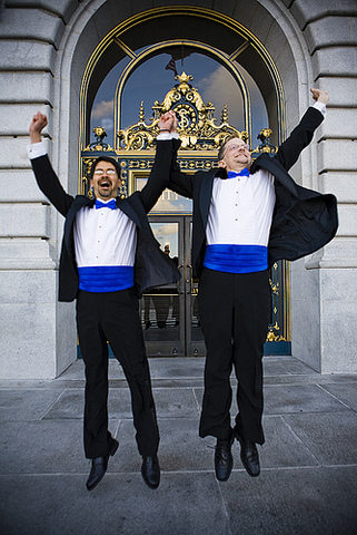 Vermont Allows Same-Sex Marriage