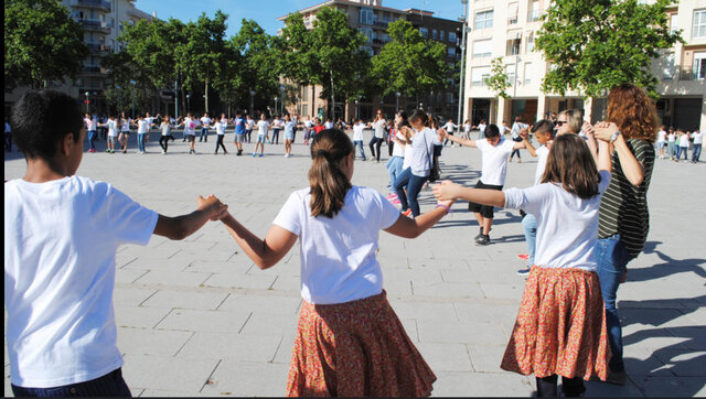 Creació de sardanes infantils