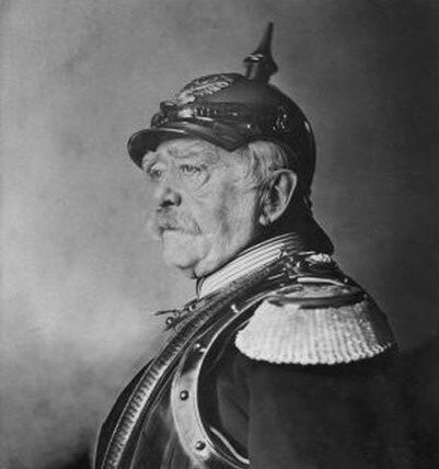 Otto von Bismarck proclamado canciller.