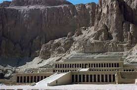 Mortuary temple of Hatshepsut And kneeling sculpture