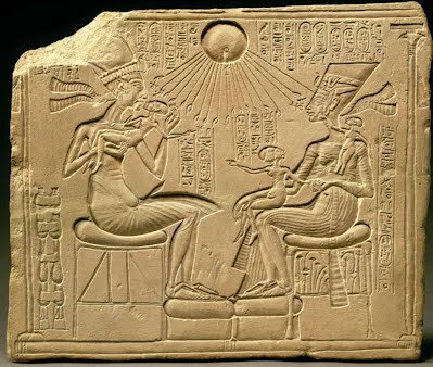 Akhenaton, Nefertiti, and three daughters