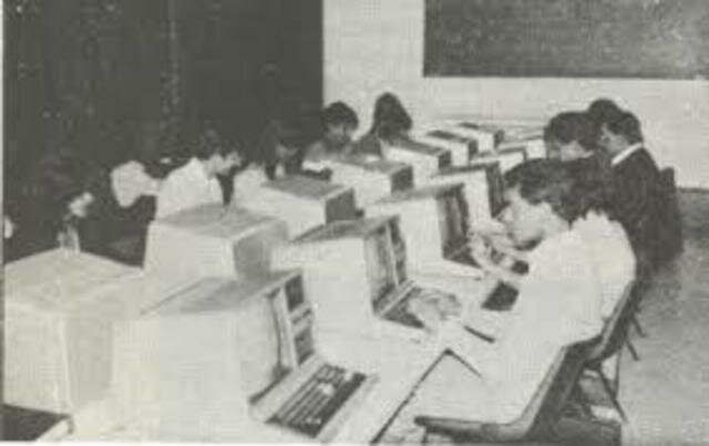 2.	Navegadores eran solo de texto (ELISA).