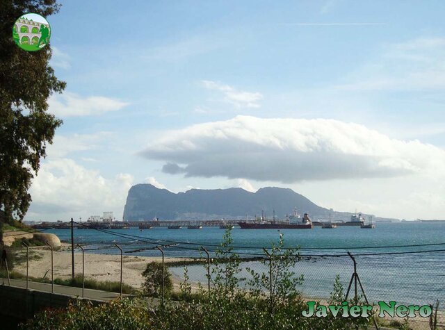 Tarik sale de Tánger y desembarca en Gibraltar