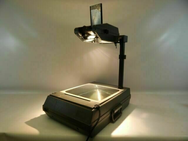 OvERHEAD PROJECTOR