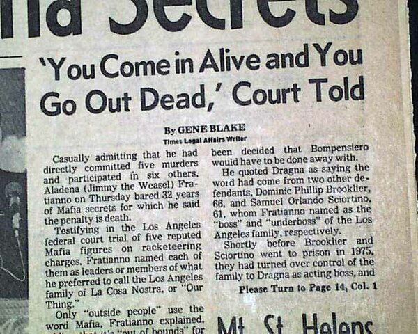 Jimmy the Weasel cooperates with FBI>