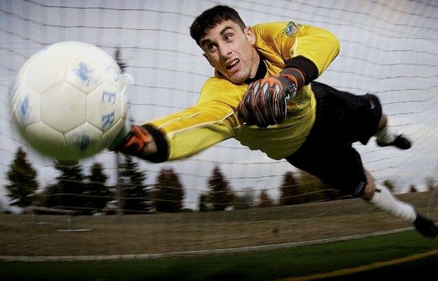 Donde se formalizo el futbol como un deporte