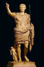 Octavi August es proclama emperador