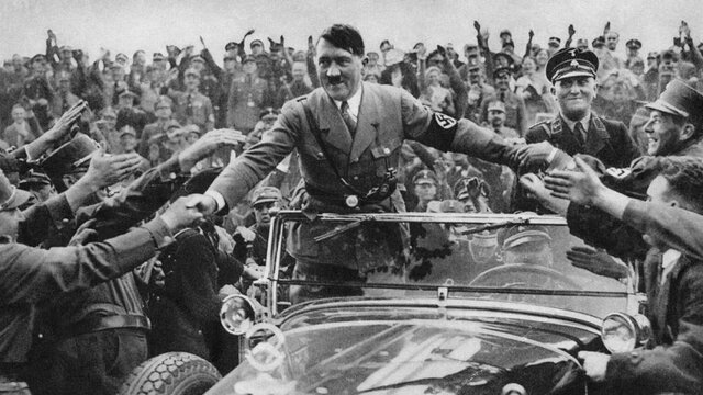 Adolf Hitler sube al poder 1933