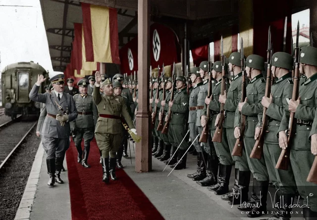 España declara la guerra a los Aliados