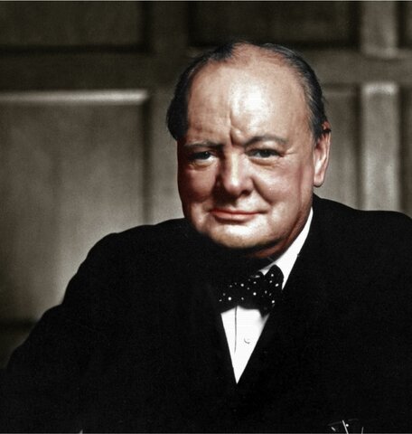 Wiston Churchill declara el estado de Emergencia Nacional