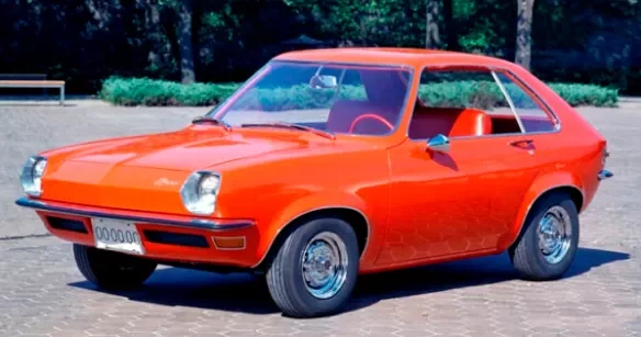 XP-883, el primer coche híbrido.