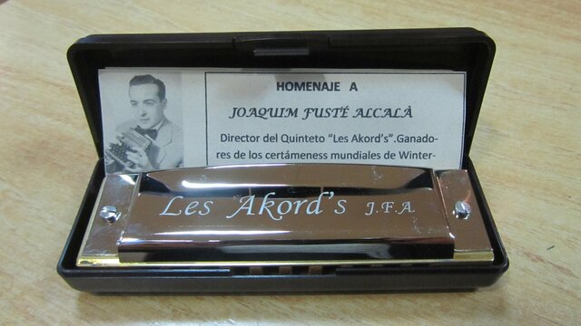 La llegada de la armónica a España.