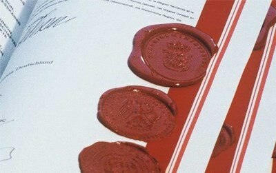 AMSTERDAMSKA POGODBA