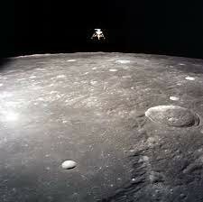 Primer aterrizaje lunar sin choque