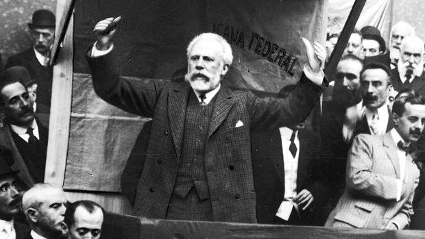 El PSOE aconsegueix un diputat a les Corts.