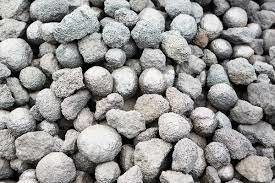 Carbó de coc als alts forns.