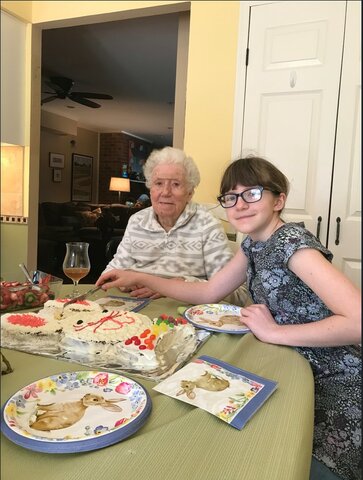 Ma grand-mére est morte.