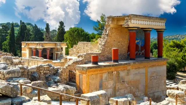 EL PALACIO DE CNOSOS