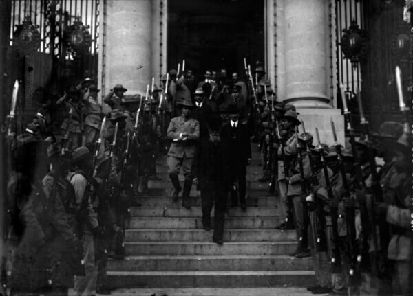 Presidente interino Carranza