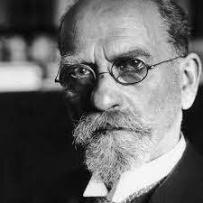 EDMUND HUSSERL