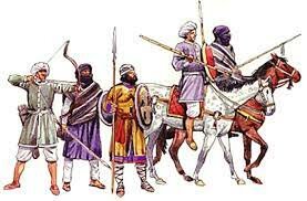 El avance cristiano obliga a los reyes musulmanes de Granada, Sevilla y Badajoz a pedir ayuda a los Almorávides.