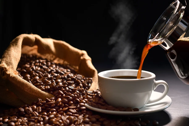 Los precios del café se desplomaron