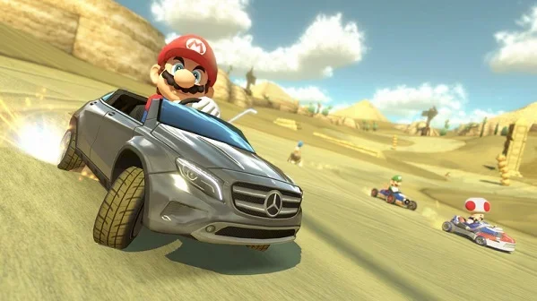 Mario Kart 8 Mercedes-Benz DLC
