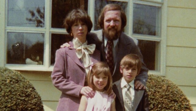 Chris's Parents Visit His Old Place