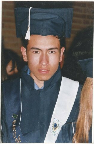 me graduó de bachiller