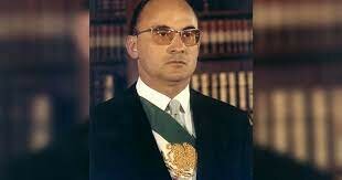 LUIS ECHEVERRÍA ÁLVAREZ