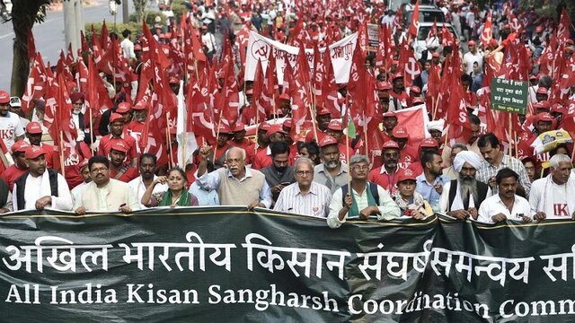 Farmers across India take to the streets