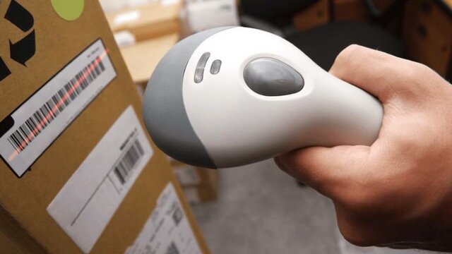 se empieza a utilizar el codigo de Barras