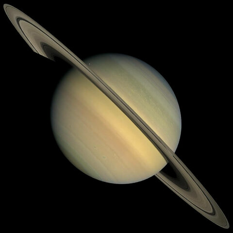 La Voyager 2 es troba amb Saturn