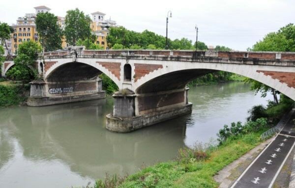 costrizione ponte Sublicio