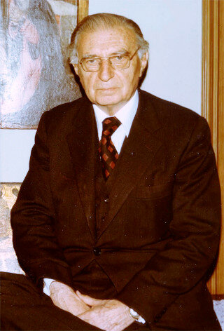 Escuela de Trabajo Social en España dependiente de la Catedra de Psiquiatría del Hospital Clínico