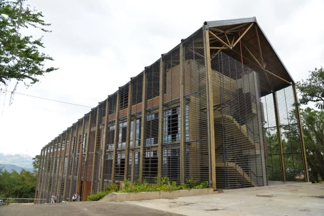 De Bucaramanga, a la región...