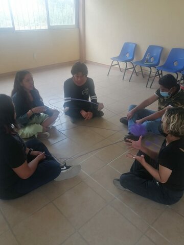 Imparticion del taller al grupo de sociologia