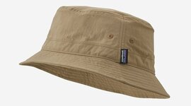 Timeline: Deadly Tsunamis - Becky Lindmark