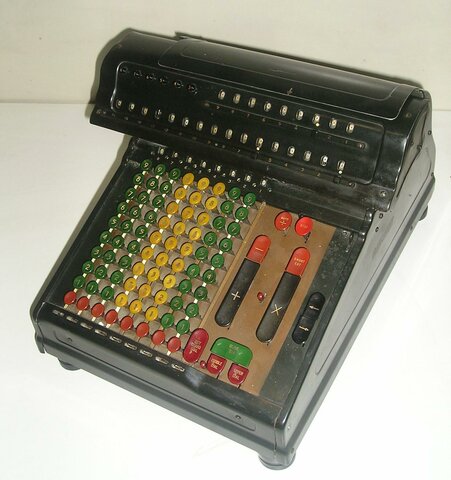 mechanikus számológépek