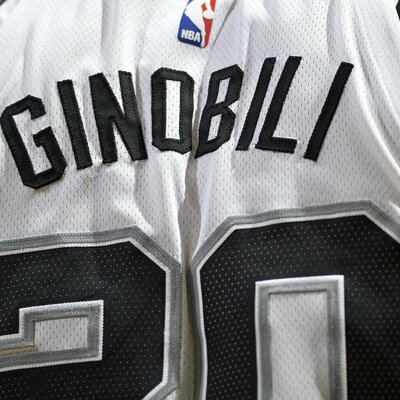 Timeline: Biografía de Manu Ginóbil