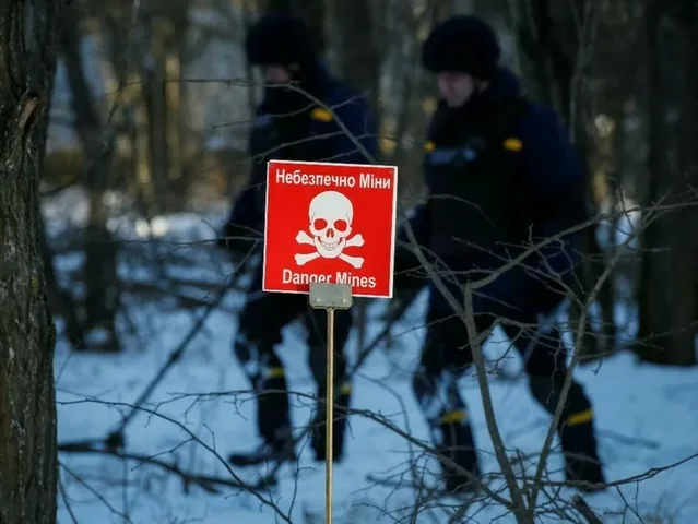 Rusia retira sus tropas de la planta nuclear de Chernobil