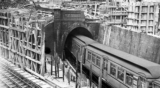 Primer metro en Londres