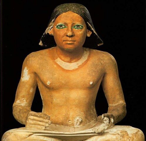 Statuette egizie del "Cuoco che arrostisce un'anatra" e dello "Scriba seduto"