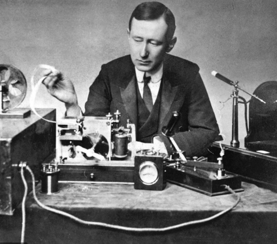 Invención de la radio por Nikolas Tesla