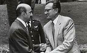 El presidente Carlos Salinas de Gortari